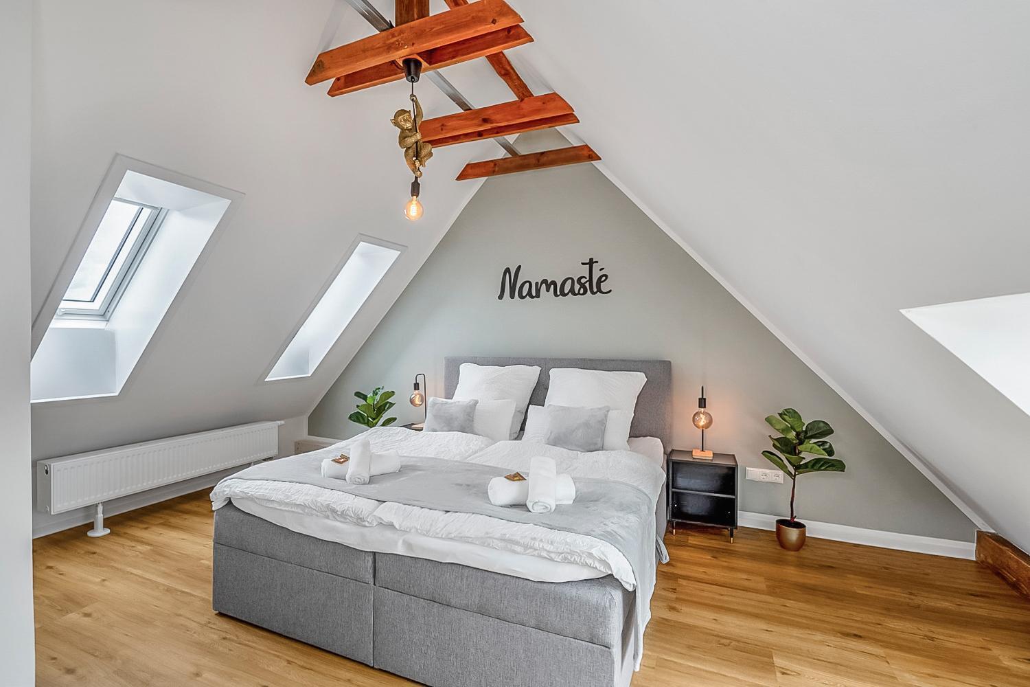 Namaste Homes - Ferienwohnung Mit Dachterrasse Bad Windsheim Extérieur photo